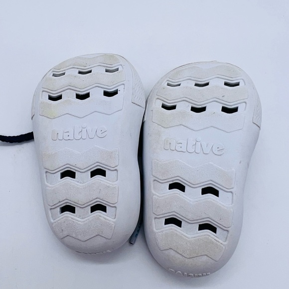 NATIVE WATER SHOES - ESTIMATED SIZE CHILD 2 - Navy - Picture 6 of 9
